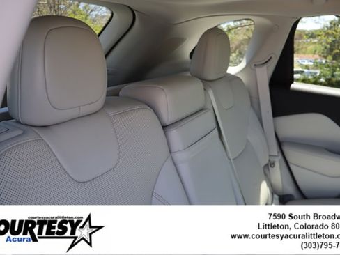 Used 2019 Jeep Cherokee Limited w/ Luxury Group AWD/4WD image 30