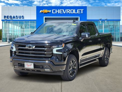 New 2026 Chevrolet Silverado 1500 High Country w/ Midnight Edition AWD/4WD image 2