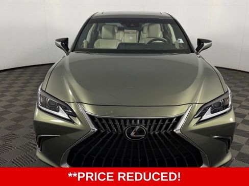 Used 2024 Lexus ES 350 w/ Premium Package image 2