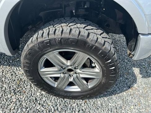 Used 2018 Ford F150 XLT w/ Equipment Group 302A Luxury RWD image 9