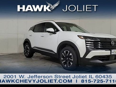 Used 2025 Nissan Kicks SR w/ Interior Electronics Package image 9