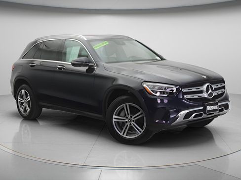 Used 2022 Mercedes-Benz GLC 300 4MATIC image 32