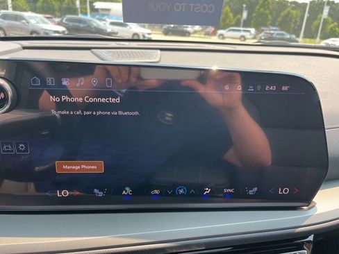 New 2026 Chevrolet Traverse LT w/ Enhanced Driving Package image 34