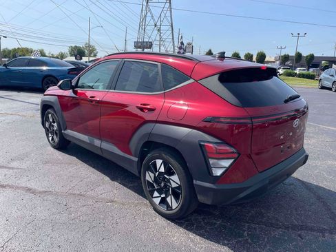 Used 2025 Hyundai Kona SEL FWD image 5