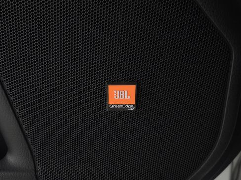 Used 2019 Toyota Highlander Limited image 31