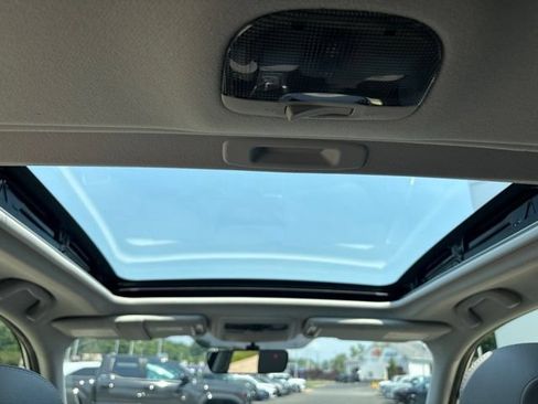 Used 2018 Subaru Forester 2.5i Limited AWD/4WD image 24