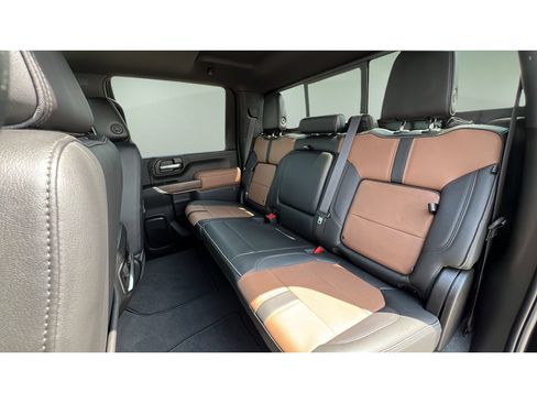 Certified 2023 Chevrolet Silverado 3500 High Country w/ Technology Package AWD/4WD image 28
