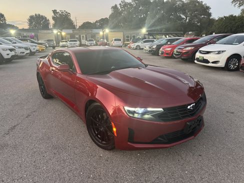 Used 2021 Chevrolet Camaro LT image 6