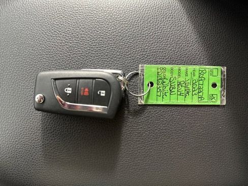 Used 2023 Toyota RAV4 LE image 31