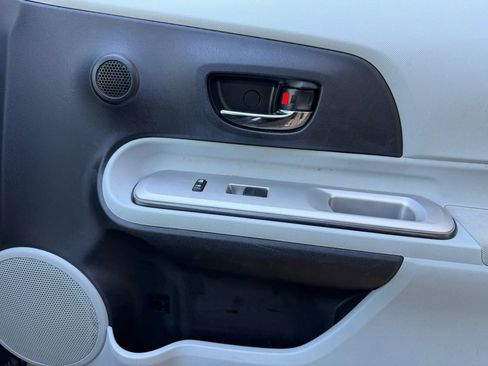 Used 2013 Toyota Prius C Four FWD image 15