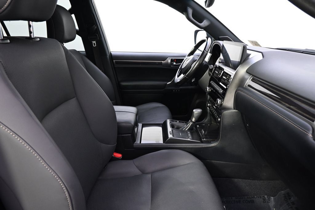 Used 2023 Lexus GX 460 Premium w/ Premium Package AWD/4WD image 12
