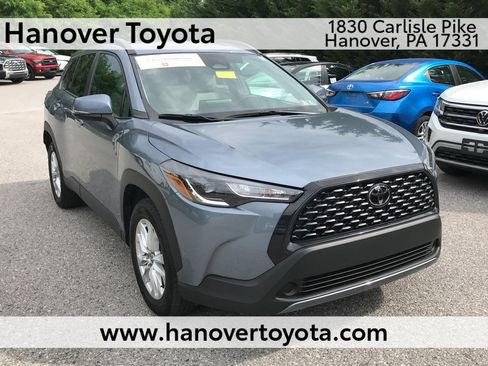 Certified 2023 Toyota Corolla Cross LE AWD/4WD image 1