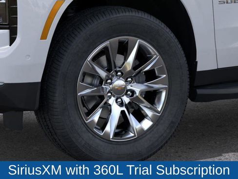 New 2026 Chevrolet Suburban Premier image 9