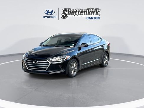 Used 2017 Hyundai Elantra SE image 4