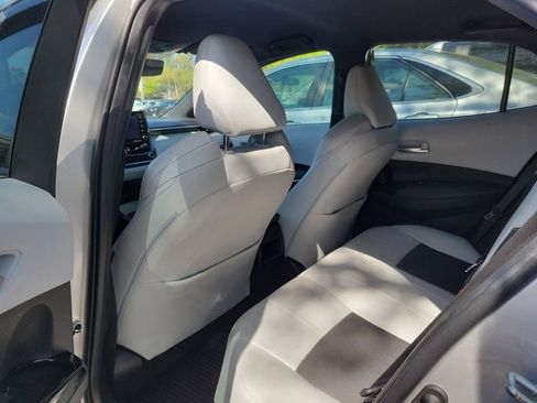 Used 2019 Toyota Corolla XSE image 18