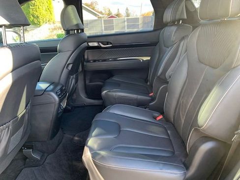Used 2023 Hyundai Palisade Calligraphy image 20