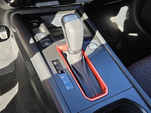 New 2026 Nissan Kicks SR image 21