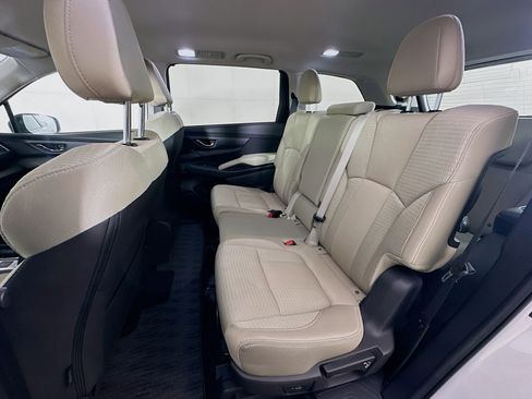 Used 2023 Subaru Ascent Premium w/ Convenience Package AWD/4WD image 27