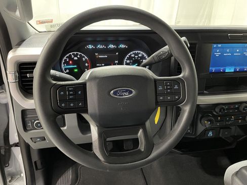 Used 2025 Ford F250 XL w/ STX Appearance Package image 11