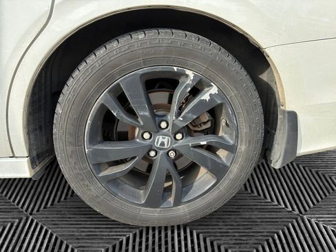 Used 2019 Honda Odyssey Elite image 14