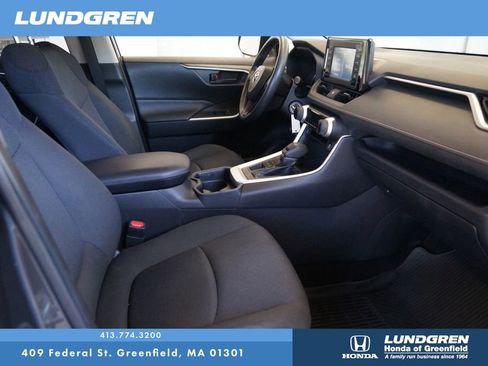 Used 2019 Toyota RAV4 LE w/ All Weather Liner Package AWD/4WD image 31