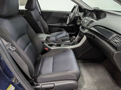 Used 2015 Honda Accord Sport image 40