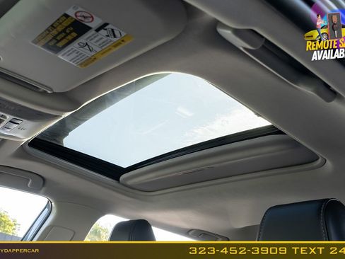 Used 2021 Toyota RAV4 XLE Premium image 13