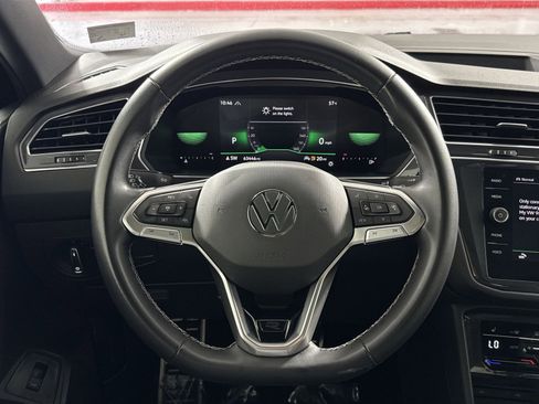 Used 2023 Volkswagen Tiguan SE R-Line AWD/4WD image 16