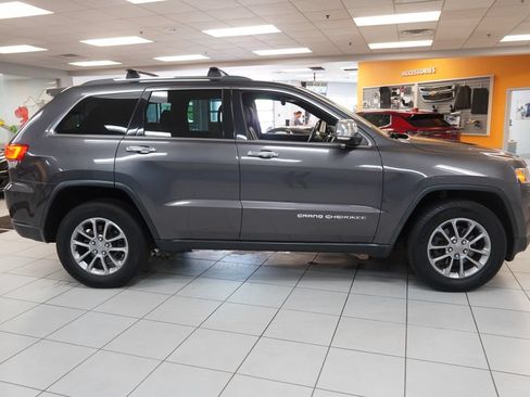 Used 2016 Jeep Grand Cherokee Limited AWD/4WD image 14