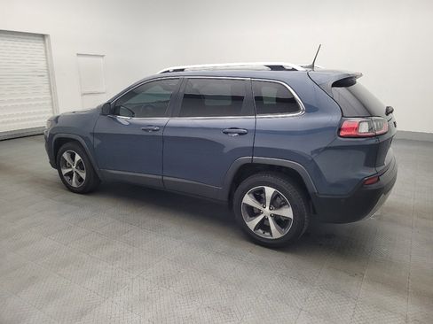 Used 2021 Jeep Cherokee Limited image 3
