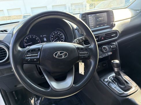 Used 2020 Hyundai Kona SE FWD image 21