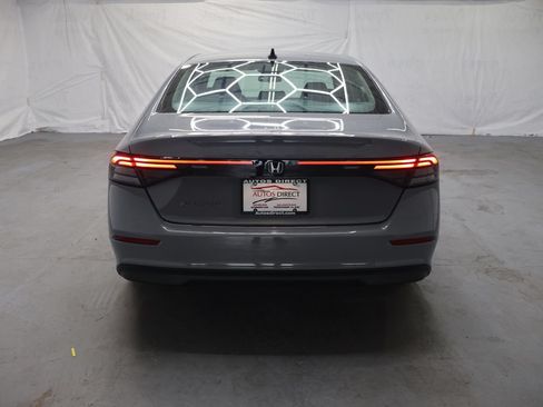 Used 2025 Honda Accord SE image 6