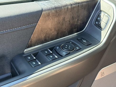 New 2026 Ford F550 4x4 Crew Cab image 19