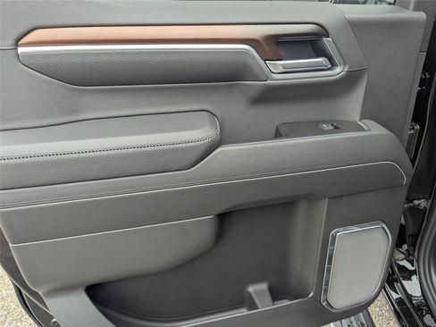 New 2026 GMC Sierra 1500 Denali AWD/4WD image 17