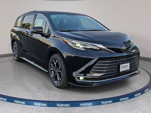New 2026 Toyota Sienna Platinum AWD/4WD image 2