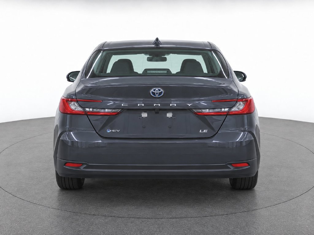 Used 2025 Toyota Camry LE w/ Convenience Package FWD image 7