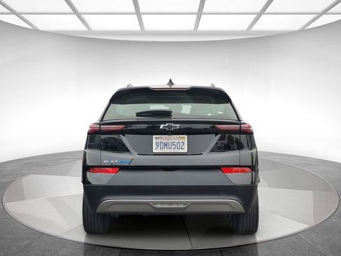 Used 2023 Chevrolet Bolt EUV Premier w/ Sun & Sound Package image 6