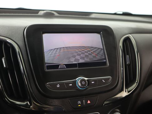 Used 2024 Chevrolet Equinox RS w/ LPO, Floor Liner Package image 6