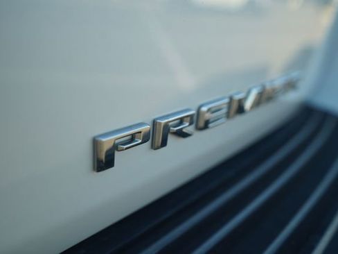 Used 2021 Chevrolet Tahoe Premier w/ Premium Package image 44