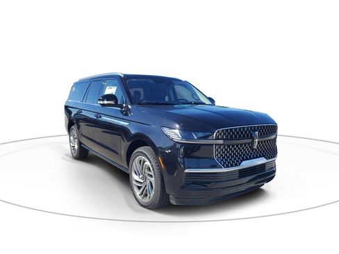 New 2025 Lincoln Navigator L Reserve AWD/4WD image 33