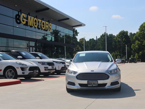 Used 2016 Ford Fusion SE image 37