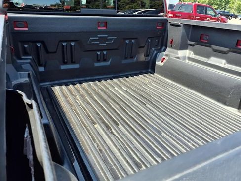 Used 2024 Chevrolet Colorado LT w/ LT Convenience Package II AWD/4WD image 20
