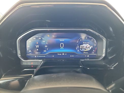 Used 2025 Chevrolet Silverado 2500 LT w/ Convenience Package AWD/4WD image 18