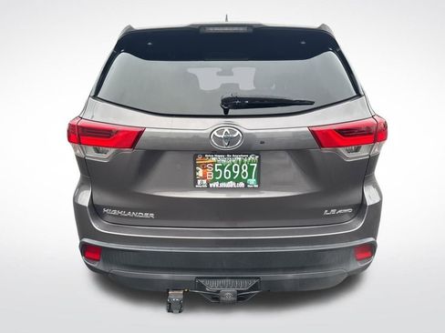 Used 2019 Toyota Highlander Plus image 6