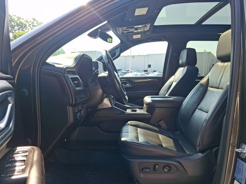 Used 2021 Chevrolet Suburban RST w/ Max Trailering Package AWD/4WD image 16