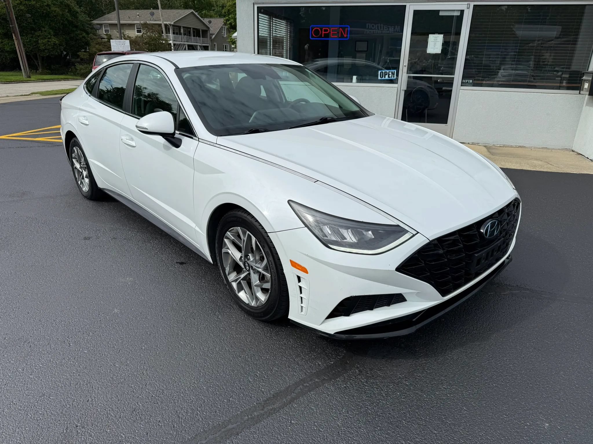 Used 2020 Hyundai Sonata SEL FWD image 2