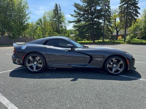 Used 2017 Dodge Viper GTC w/ GTS Interior Package RWD image 10