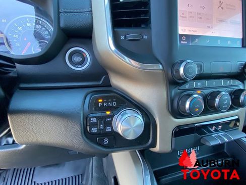 Used 2022 RAM 1500 Laramie AWD/4WD image 40