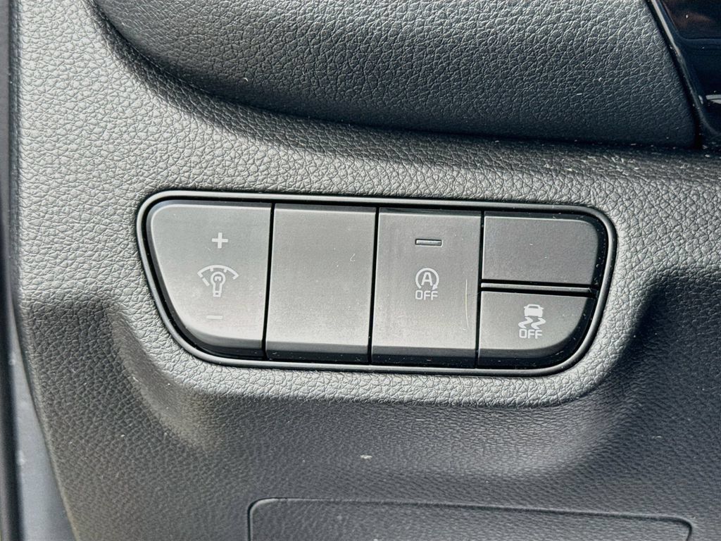 Certified 2024 Kia Seltos S AWD/4WD image 13