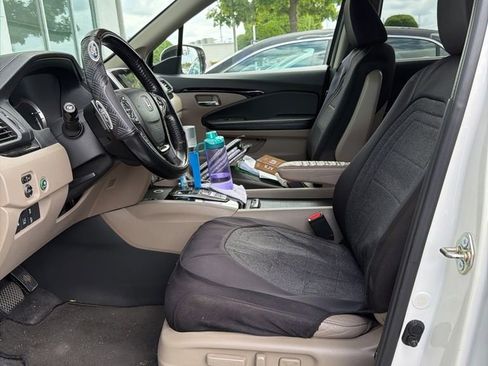 Used 2016 Honda Pilot Touring image 13